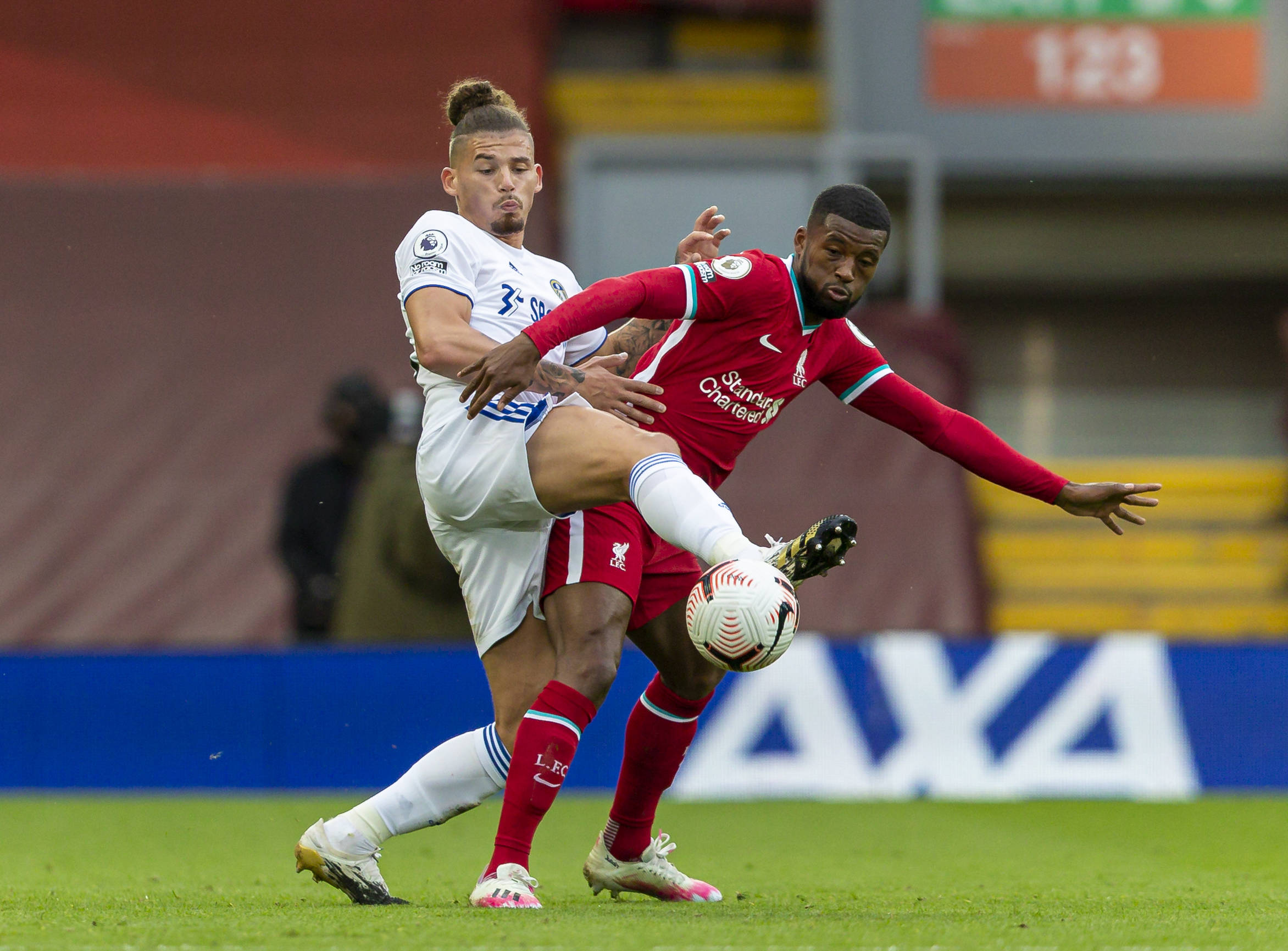 都能满足他 都能满足他